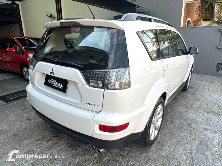 OUTLANDER 3.0 GT 4X4 V6 24V Nova