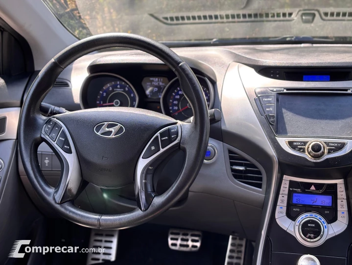 Elantra Sedan 1.8 GLS (aut)