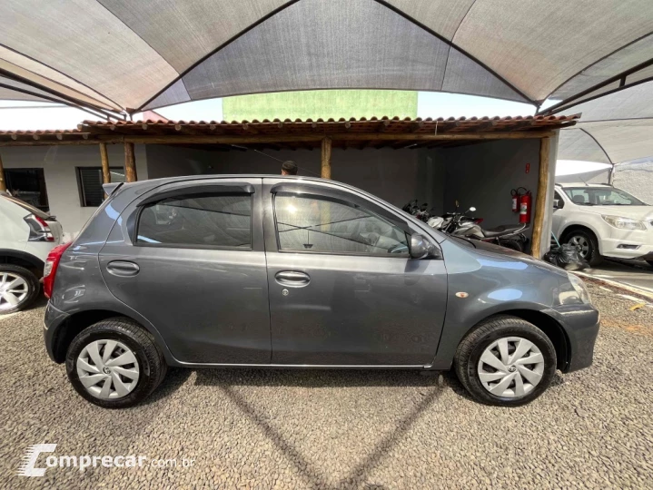 ETIOS 1.3 XS 16V FLEX 4P MANUAL