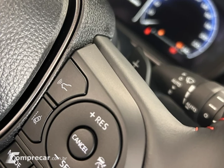 COROLLA CROSS 2.0 VVT-IE XRE DIRECT SHIFT
