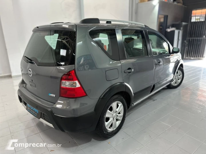 Livina 1.8 16V 4P SL X-GEAR FLEX AUTOMÁTICO