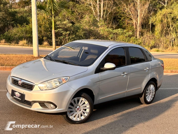 Grand Siena Essence 1.6 16V (Flex)