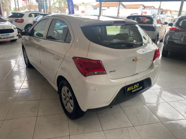 ONIX 1.0 MPFI LT 8V