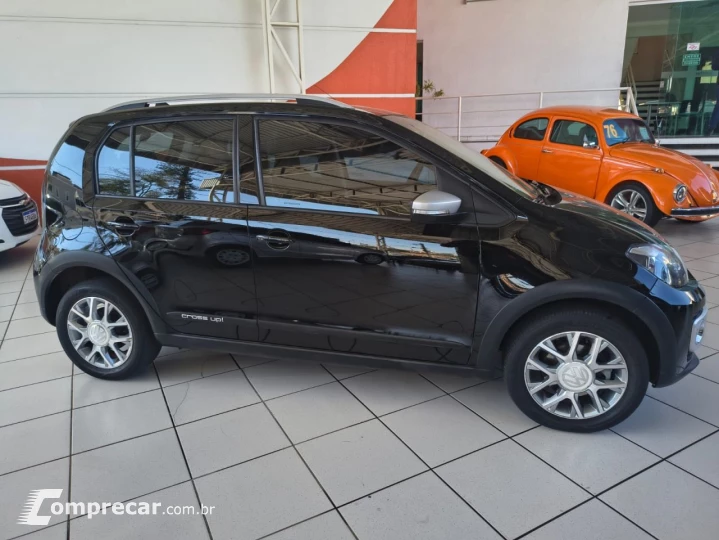 Cross UP 1.0 12V 4P TSI FLEX