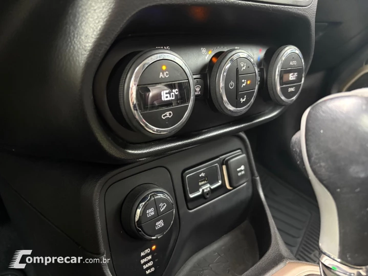 RENEGADE 2.0 16V TURBO DIESEL LONGITUDE 4P 4X4 AUTOMÁTICO