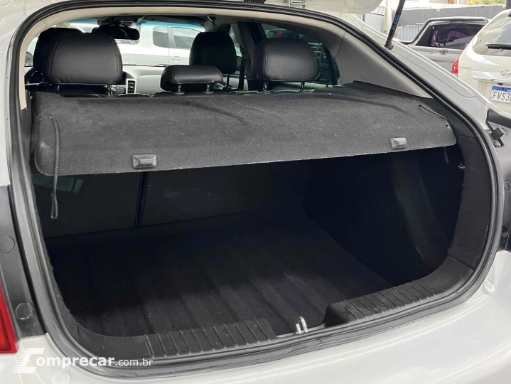 CRUZE 1.8 LT 16V FLEX 4P MANUAL