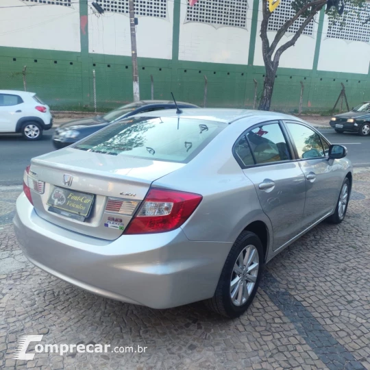 Civic Sedan LXR 2.0 Flexone 16V Aut. 4p