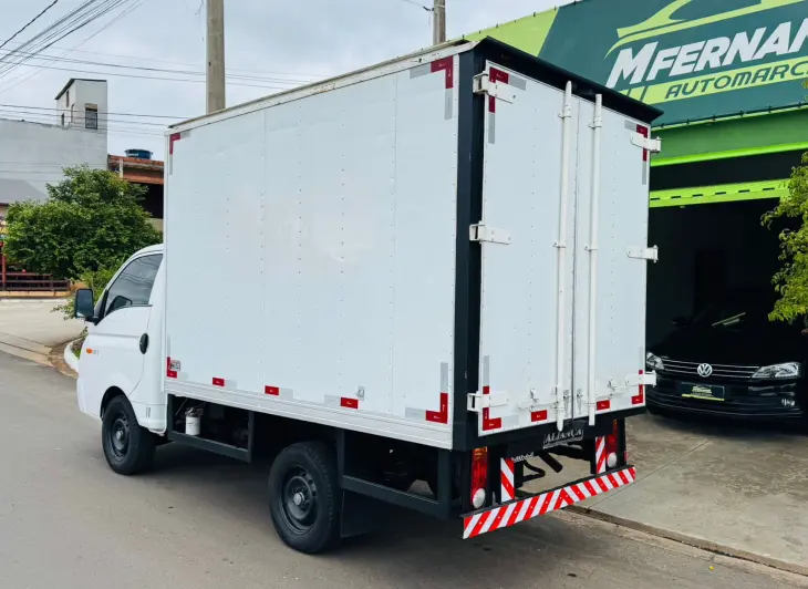 HR 2.5 TCI HD BAU 4X2 8V 97cv Turbo Intercooler