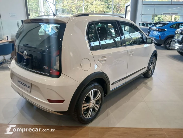 Cross UP 1.0 12V 4P TSI FLEX