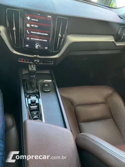 XC60 2.0 T5 Momentum AWD Geartronic