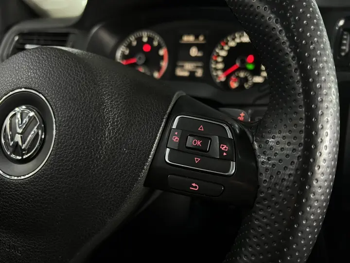 JETTA 2.0 COMFORTLINE 120CV FLEX 4P TIPTRONIC