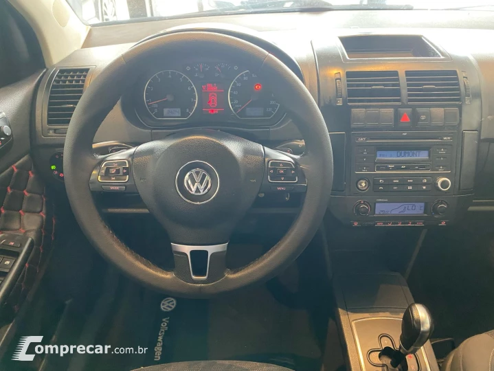 POLO SEDAN 1.6 MI Comfortline 8V