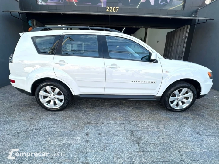 OUTLANDER 3.0 GT 4X4 V6 24V Nova