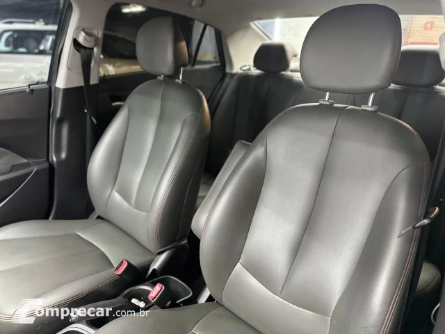 HB20S - 1.6 COMFORT PLUS 16V 4P AUTOMÁTICO