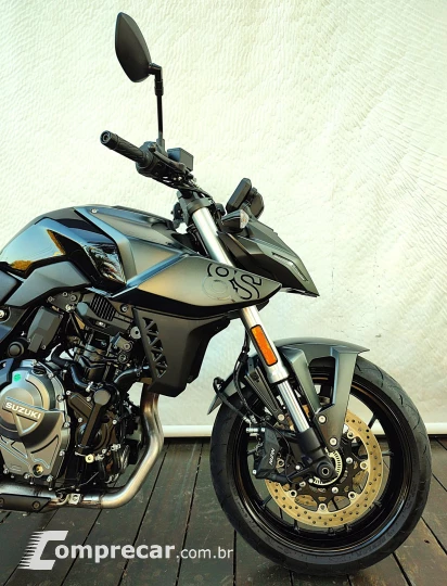 SUZUKI GSX-8S