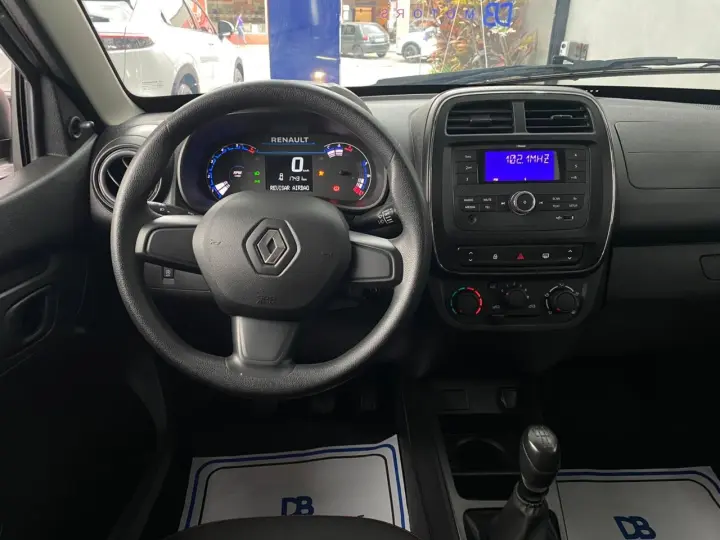 Kwid KWID Zen 1.0 Flex 12V 5p Mec.