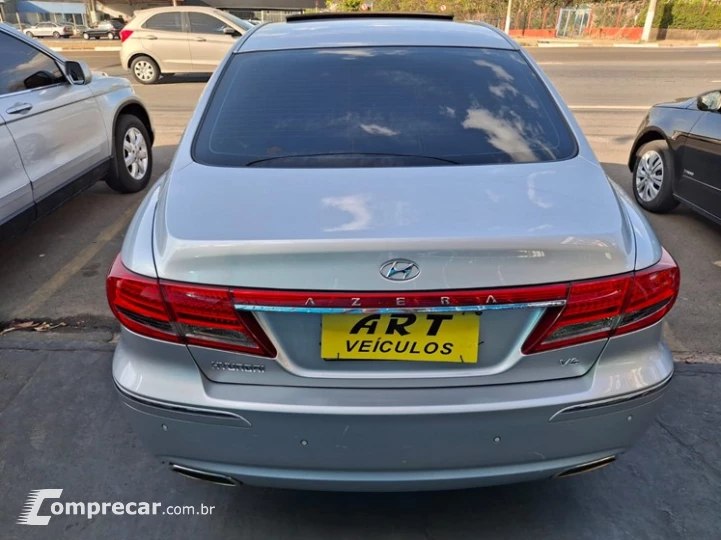 AZERA 3.3 MPFI GLS Sedan V6 24V