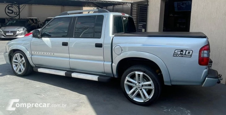 S10
