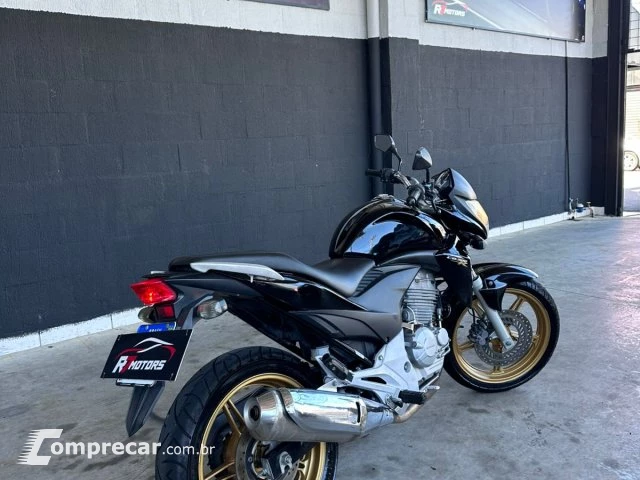 CB 300R - Street