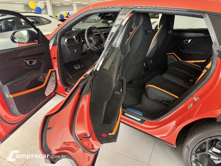 URUS 4.0 V8 Turbo Performance