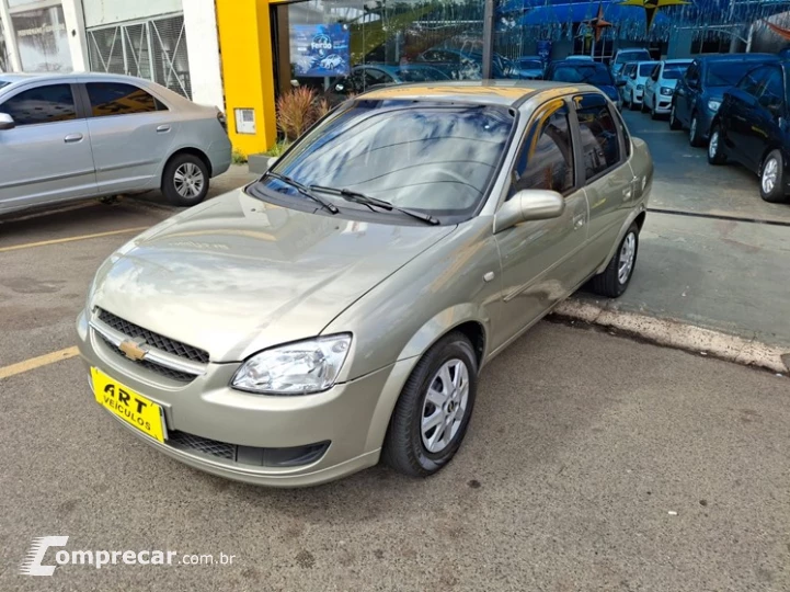 CORSA 1.0 MPFI Classic Sedan 8V