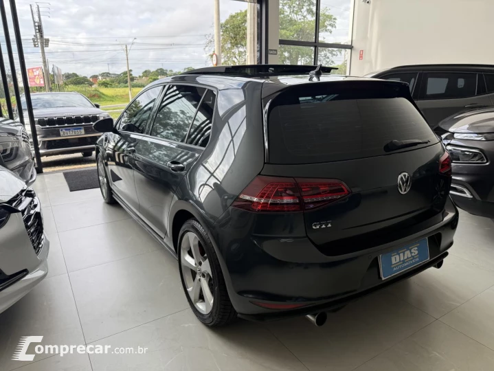 Golf 2.0 4P GTI TURBO AUTOMÁTICO