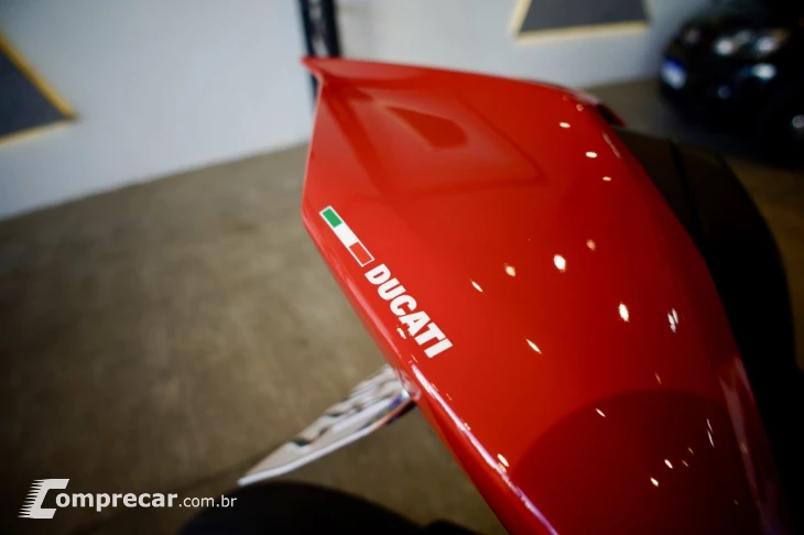 Panigale 1100 V4 S