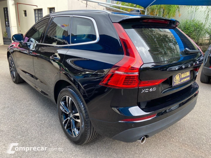 XC60 2.0 D5 Momentum AWD Geartronic