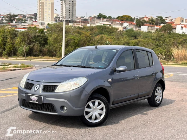 Sandero Privilège 1.6 8V Hi-Torque (flex)