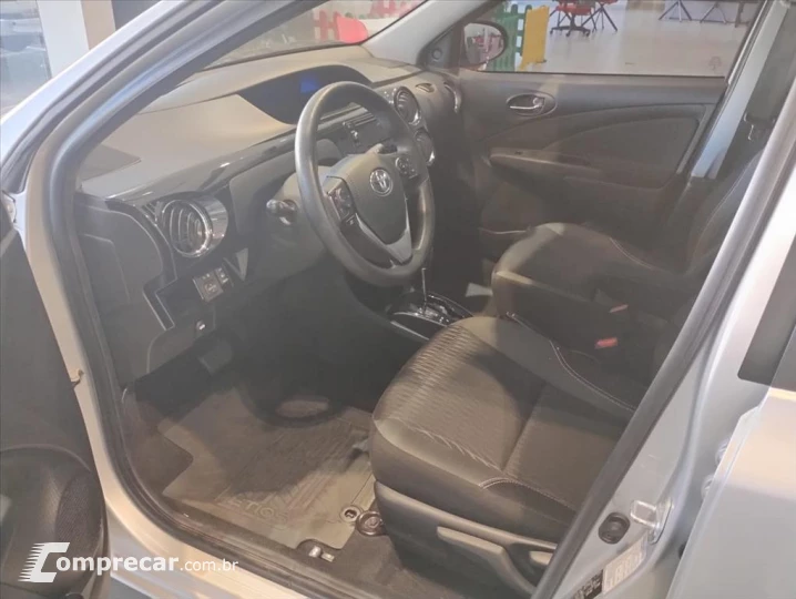 ETIOS 1.5 XS SEDAN 16V FLEX 4P AUTOMÁTICO