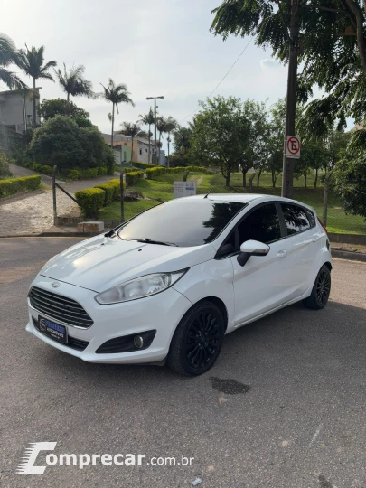 FORD FIESTA 1.6 TITANIUM HATCH 16V