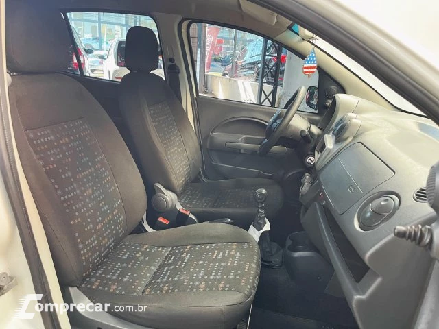 UNO - 1.0 EVO VIVACE 8V 4P MANUAL