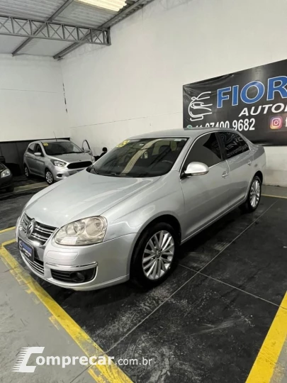 VOLKSWAGEN JETTA 2.5 I 20V 170CV