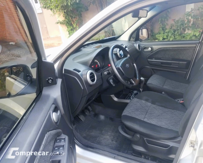 ECOSPORT 1.6 Freestyle 8V