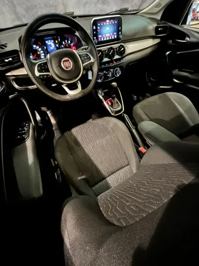 Cronos 1.8 4P FLEX DRIVE AUTOMÁTICO