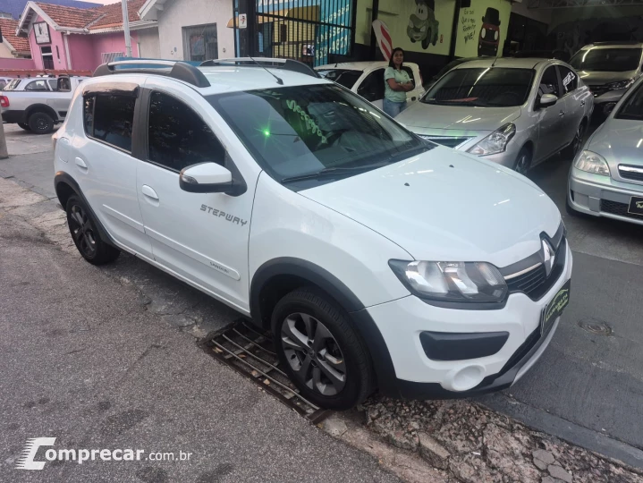 SANDERO 1.6 Stap Easy H Power