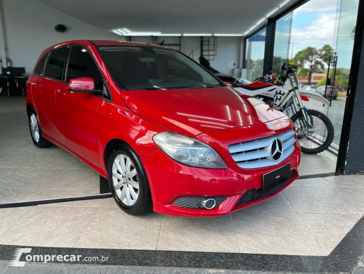 B 200 1.6 TURBO GASOLINA 4P AUTOMÁTICO