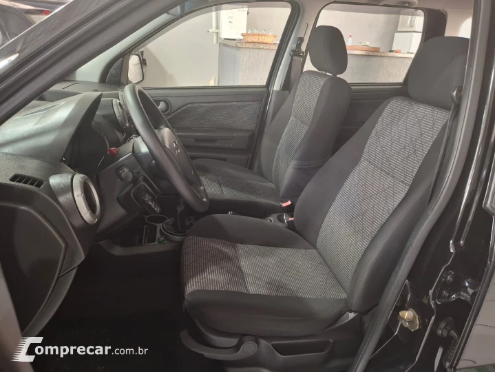 ECOSPORT 1.6 Freestyle 8V