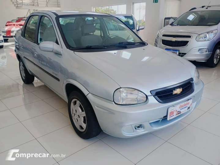 Classic Sedan 1.0 4P SPIRIT