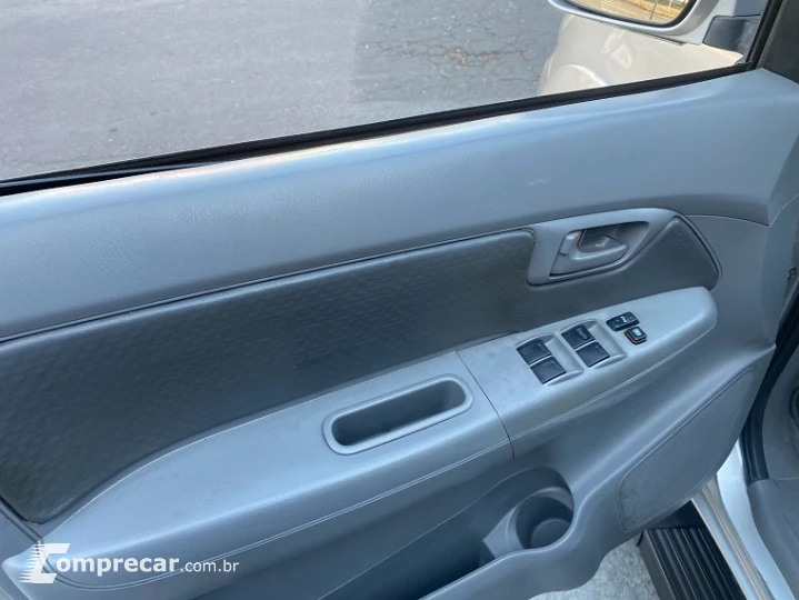 HILUX 2.7 SR 4X2 CD 16V