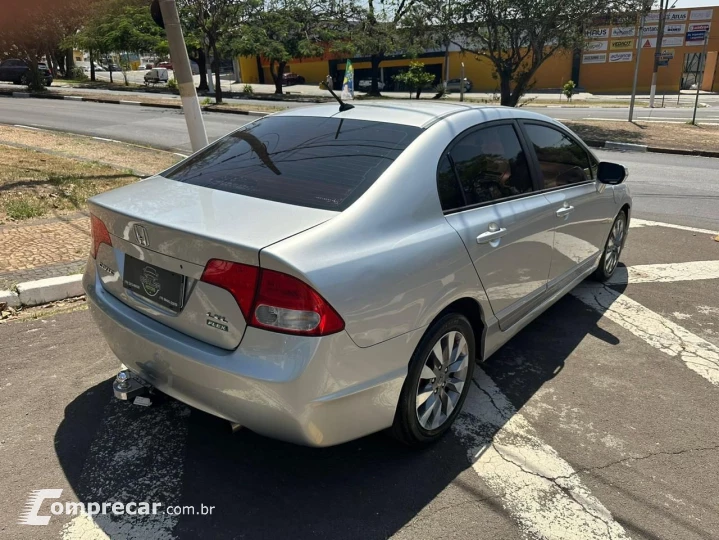 Civic Sed. LXL/LXL SE 1.8 Flex 16V Mec.