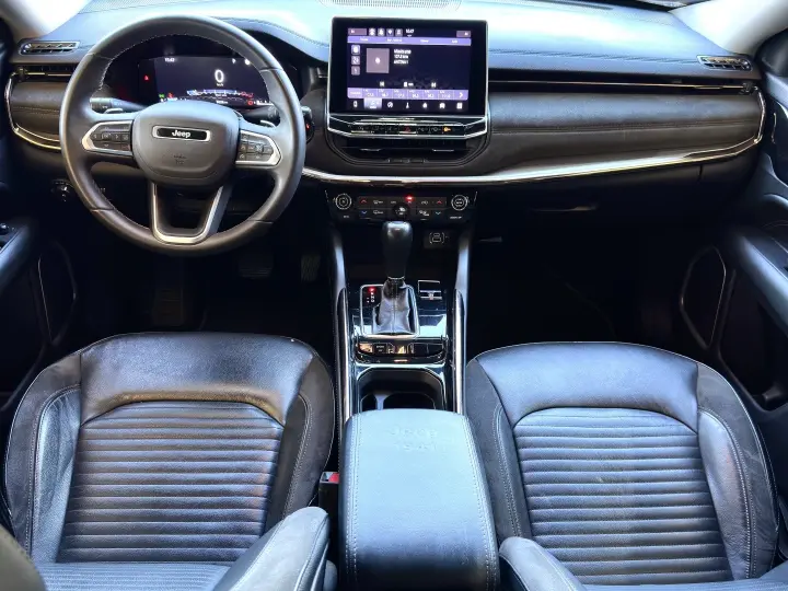 COMMANDER 1.3 T270 TURBO FLEX LIMITED AT6