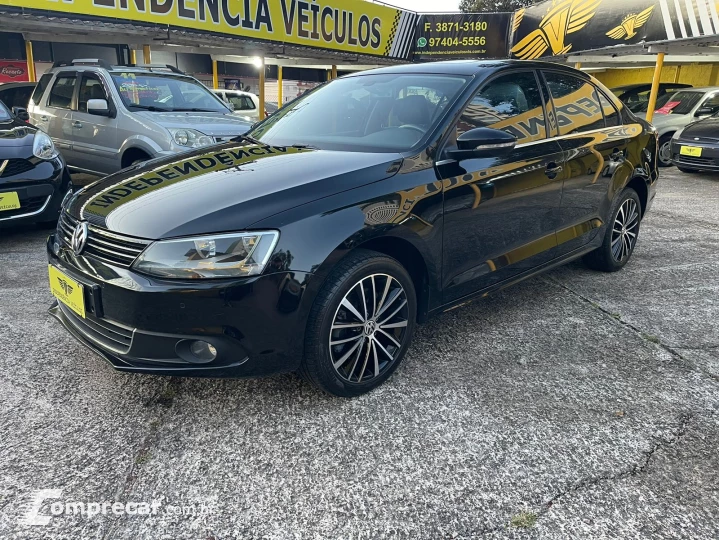 JETTA 2.0 TSI Highline