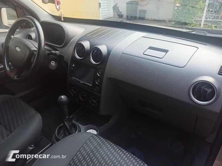 ECOSPORT 1.6 XLS 8V