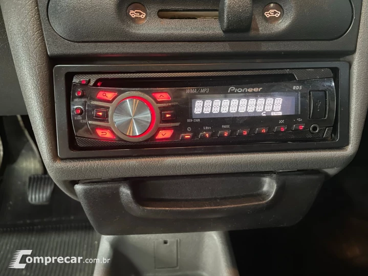 CLASSIC 1.0 MPFI LS 8V FLEX 4P MANUAL