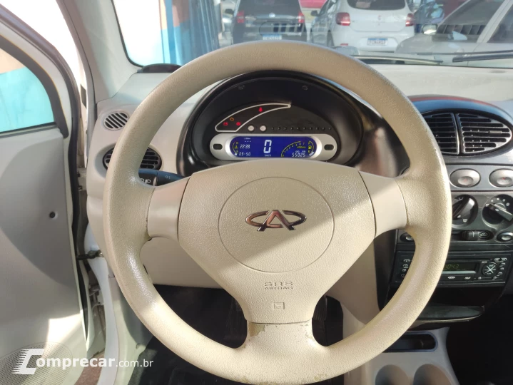 QQ 1.1 MPFI 16V
