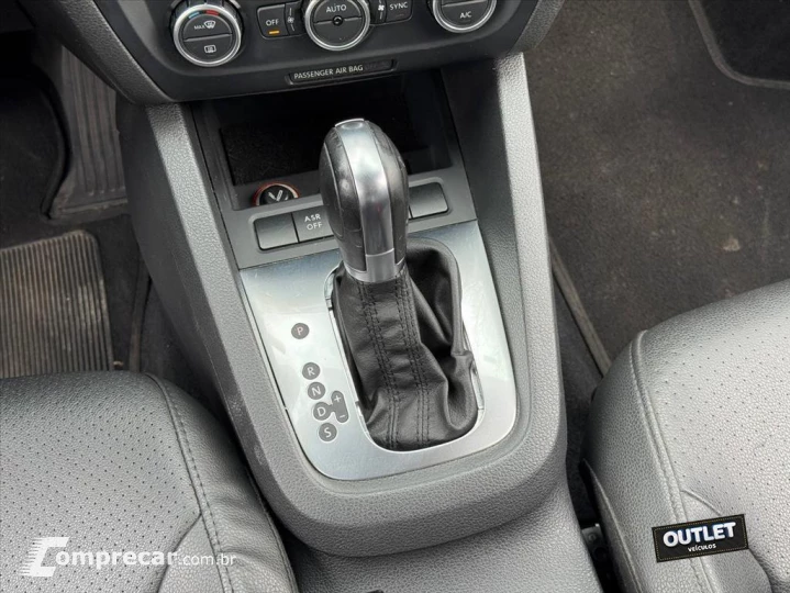 JETTA 2.0 COMFORTLINE FLEX 4P TIPTRONIC