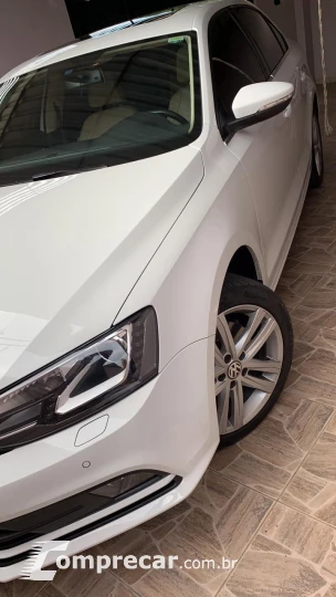 JETTA 2.0 TSI Highline 211cv