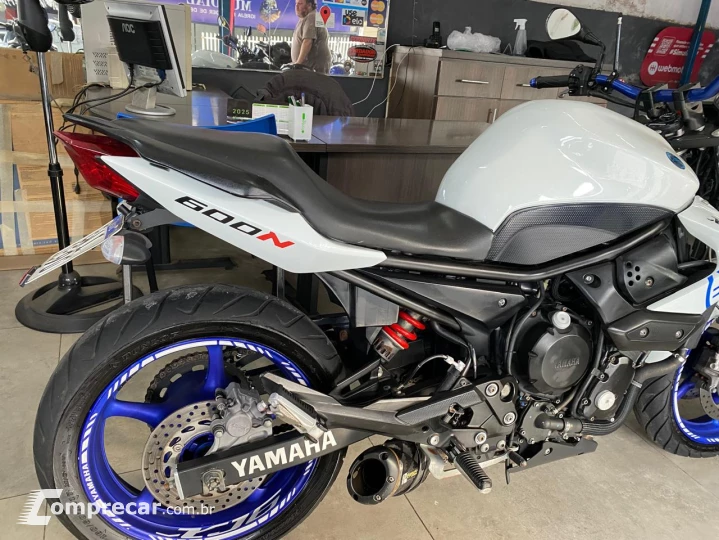 XJ6 N