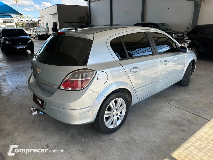 VECTRA 2.0 MPFI GT Hatch 8V